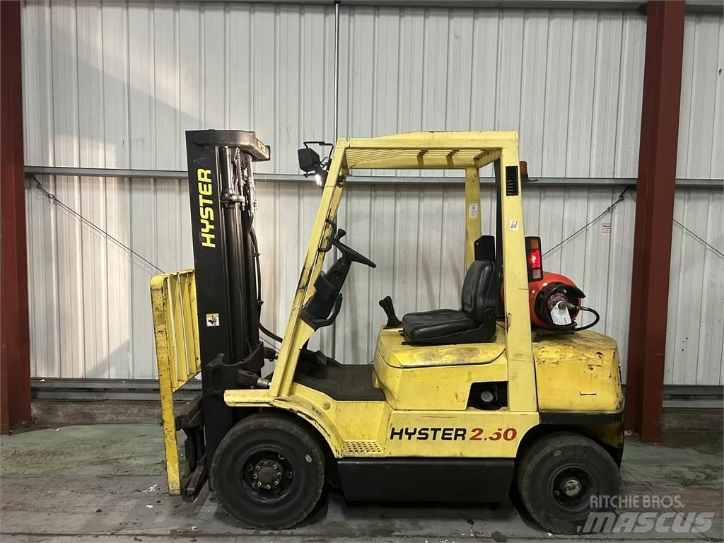 Hyster H2.50XM Chariots GPL