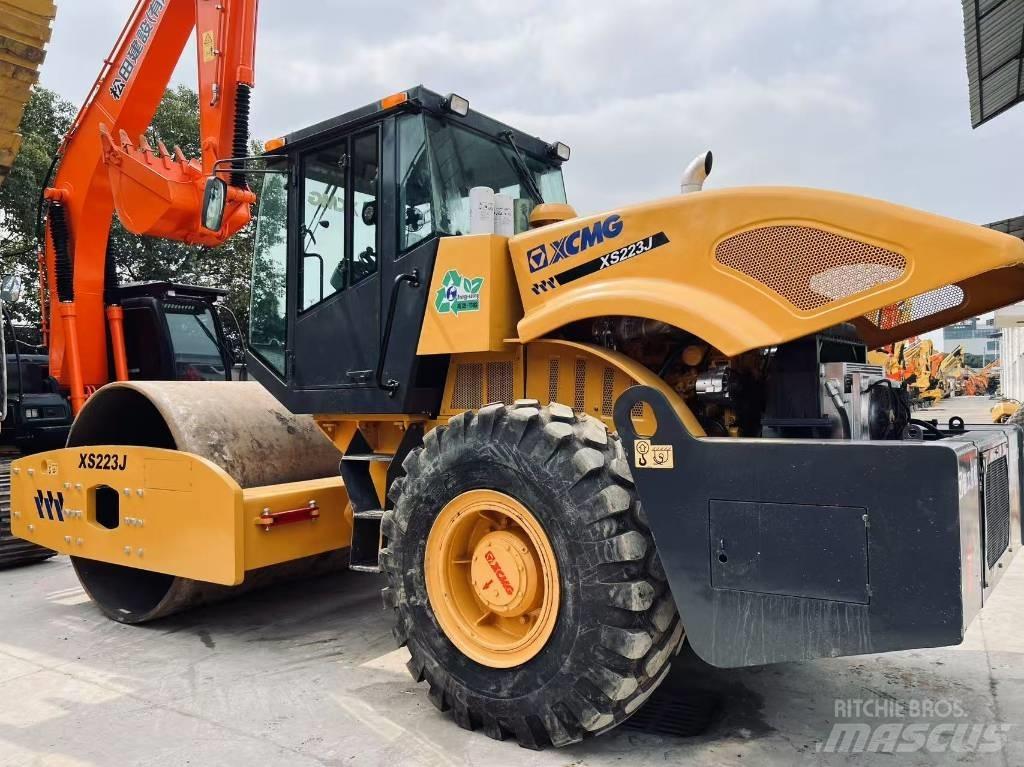 XCMG XS 223 J Rouleaux monocylindre
