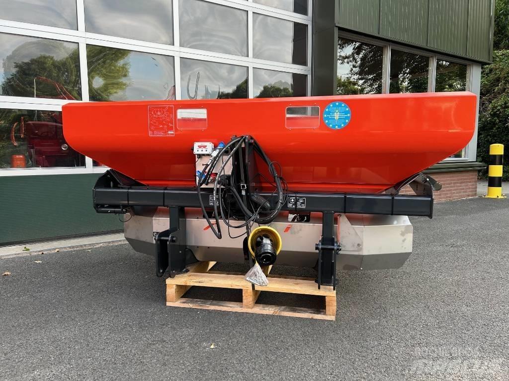 Kubota DSM 1100 Semoir à engrais