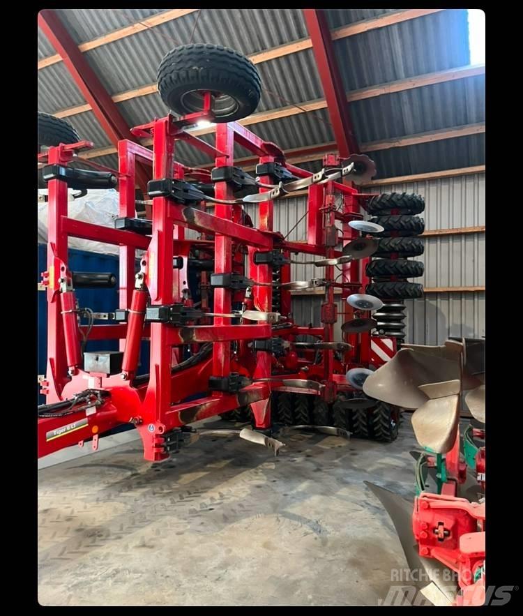 Horsch Tiger 6 LT Herse