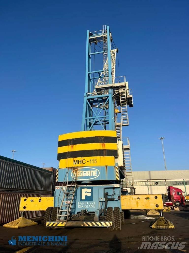 Fantuzzi MHC 115 Autre grue