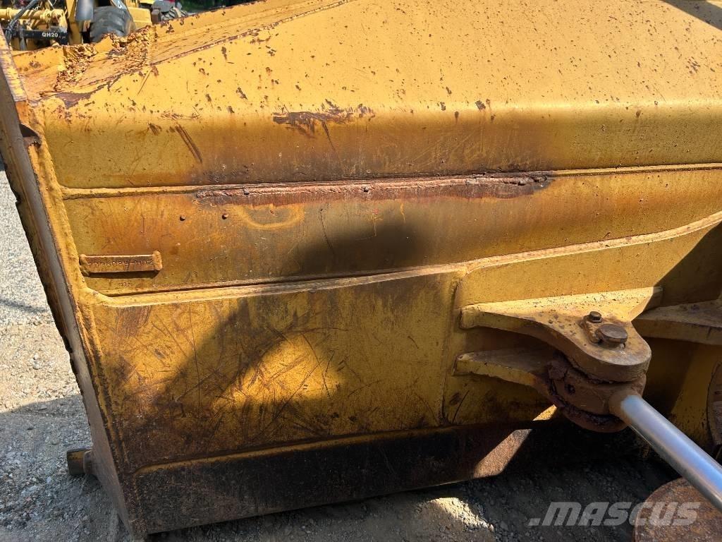 CAT D 5 N XL Bouteurs sur chenilles