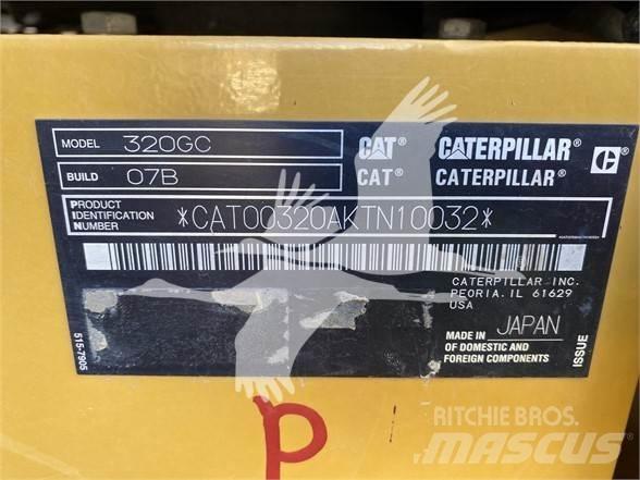 CAT 320GC Pelle sur chenilles