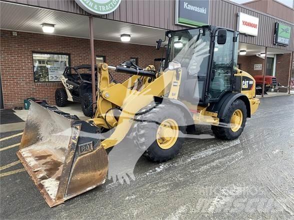 CAT 906M Chargeuse sur pneus