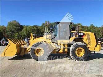 CAT 966K Chargeuse sur pneus