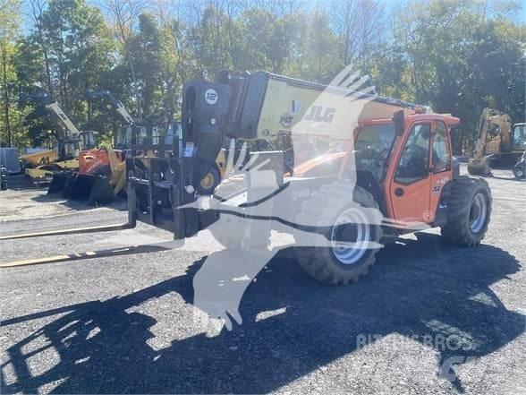 JLG 1255 Chariot télescopique