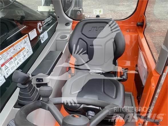 JLG 742 Chariot télescopique