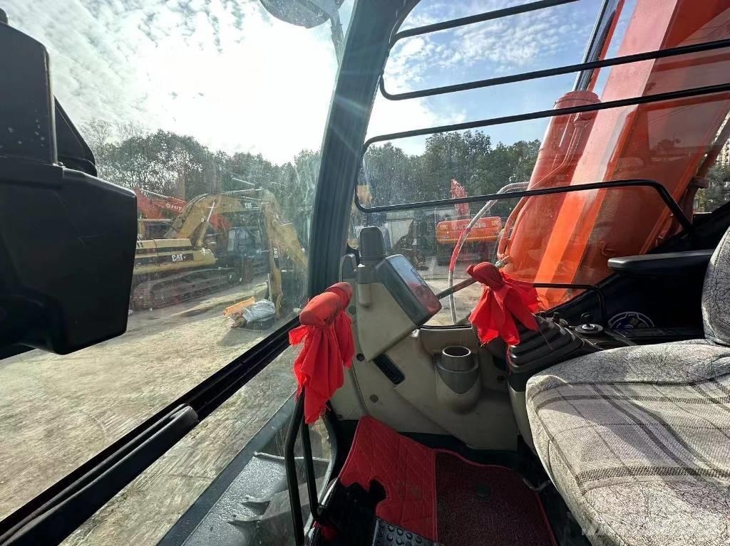 Hitachi ZX 70 Pelle sur chenilles