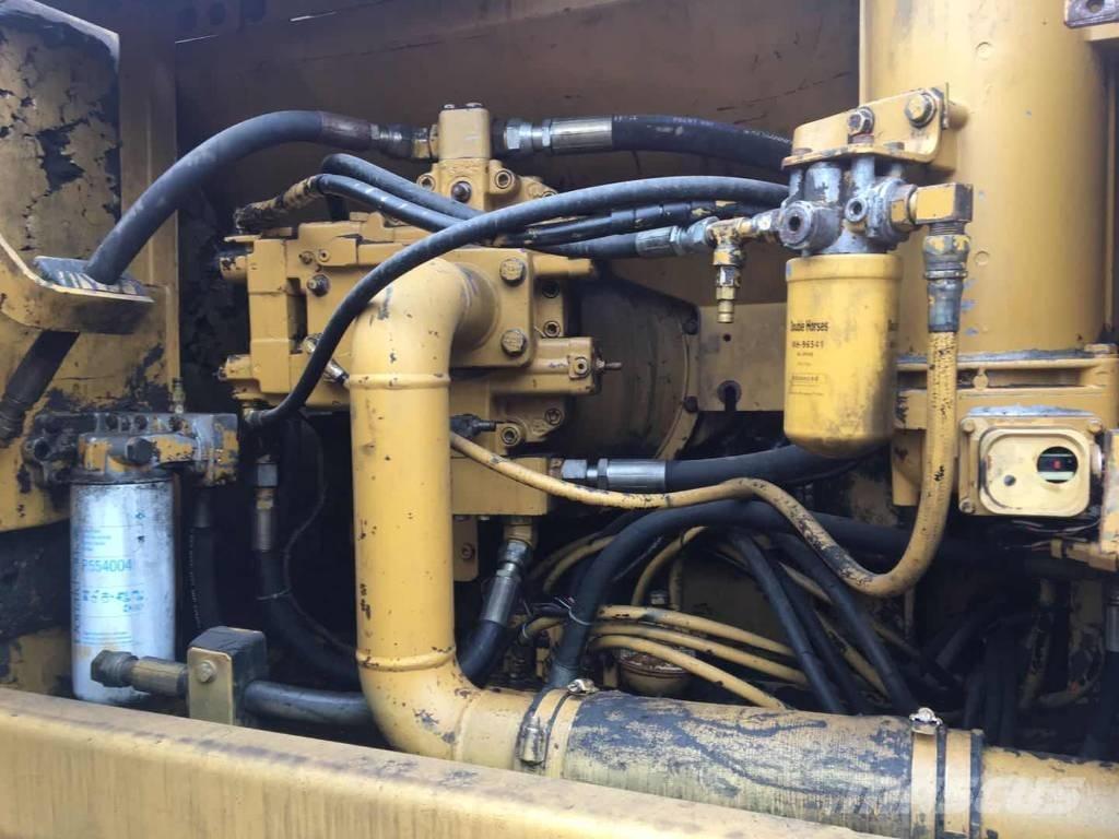 CAT 325B Pelle sur chenilles