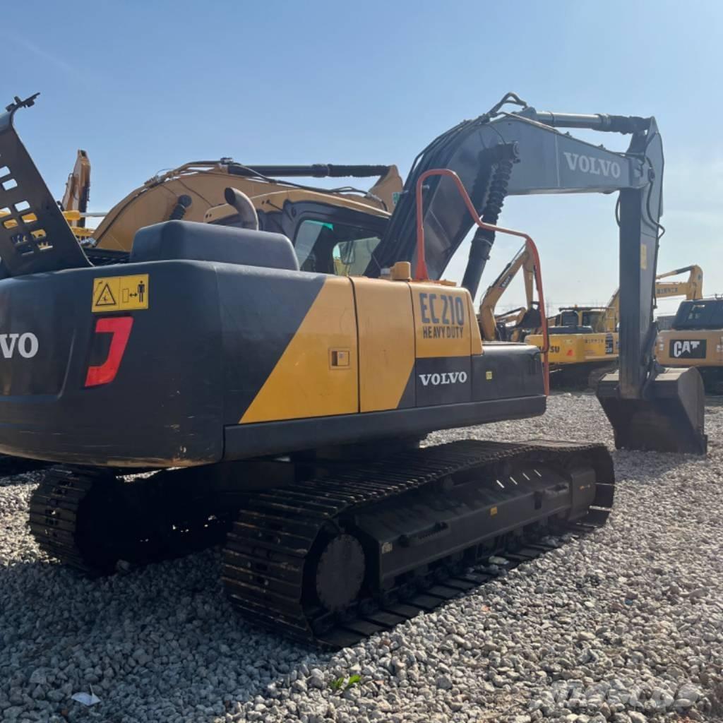 Volvo EC 210 Pelle sur chenilles