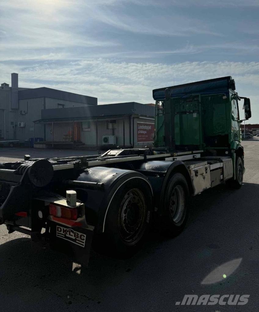 Mercedes-Benz Actros Camion ampliroll