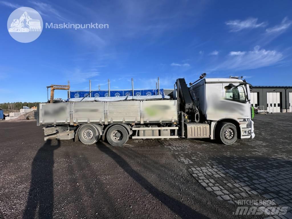 Mercedes-Benz 2543 Camion plateau ridelle avec grue