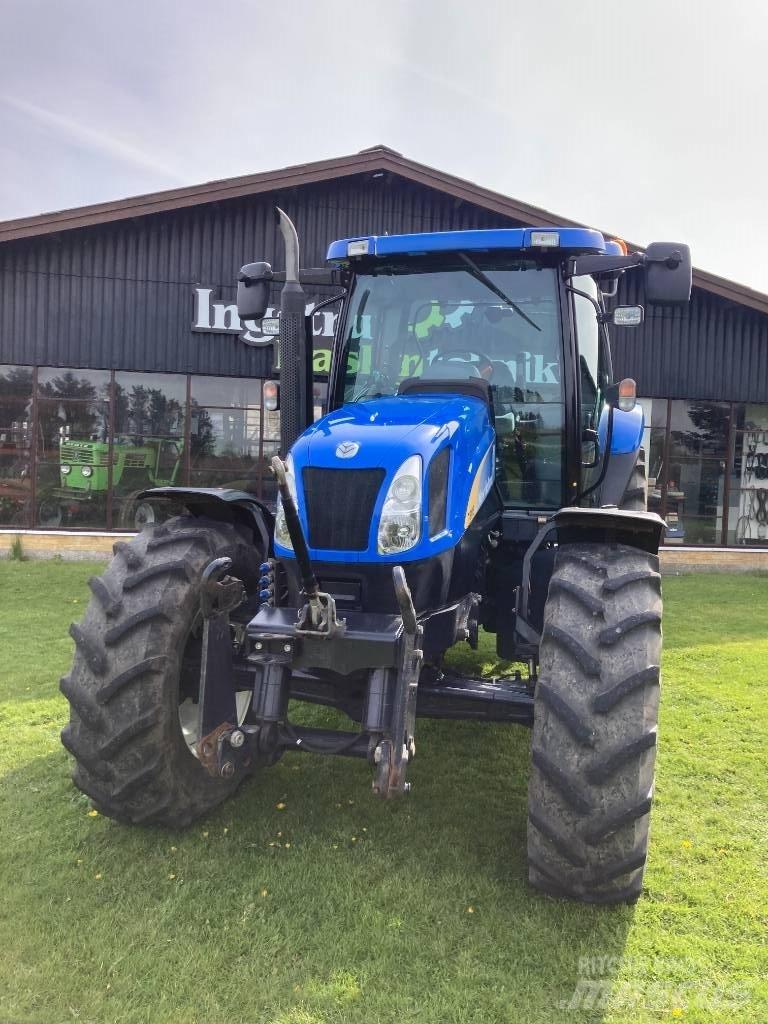 New Holland TS 115 A Tracteur