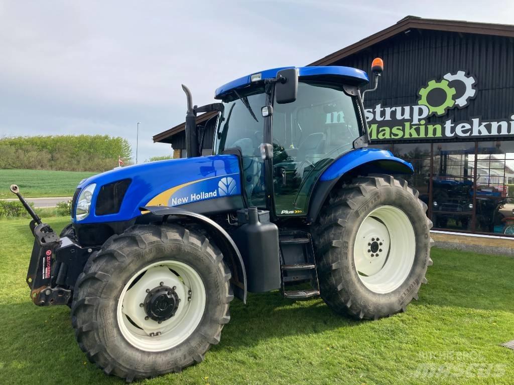 New Holland TS 115 A Tracteur