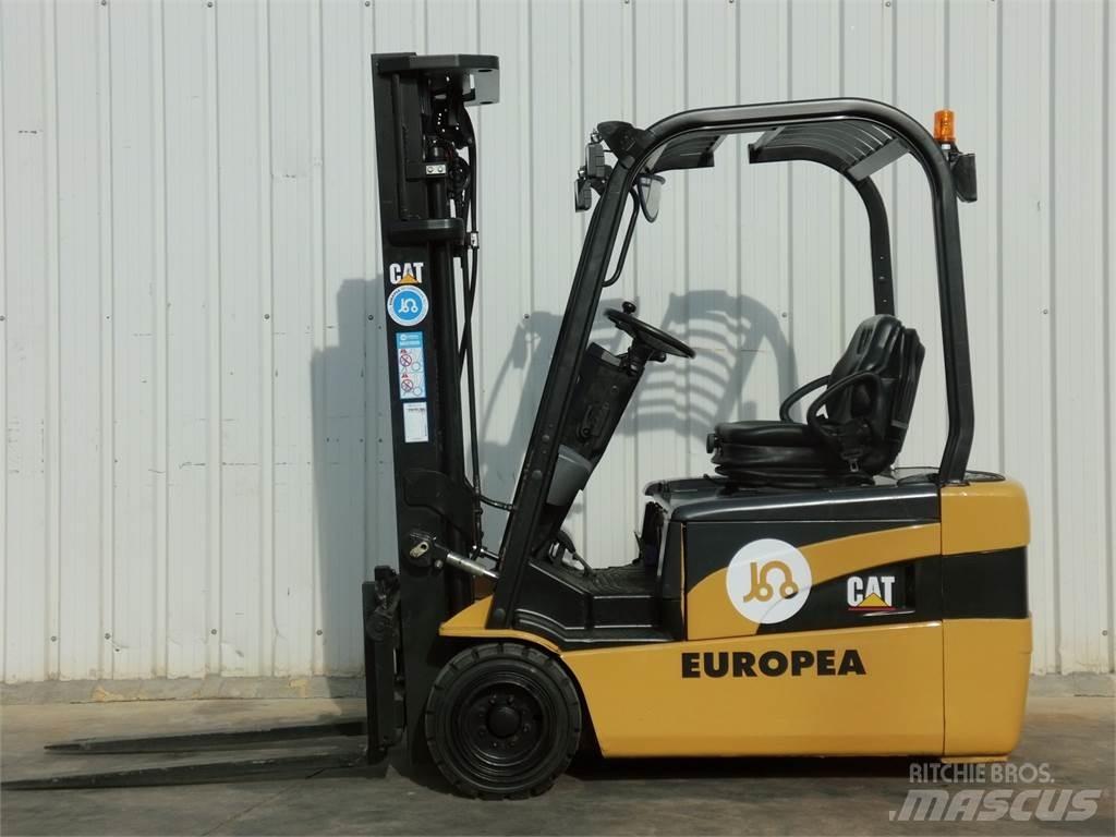 CAT EP20NT MC Chariots élévateurs électriques