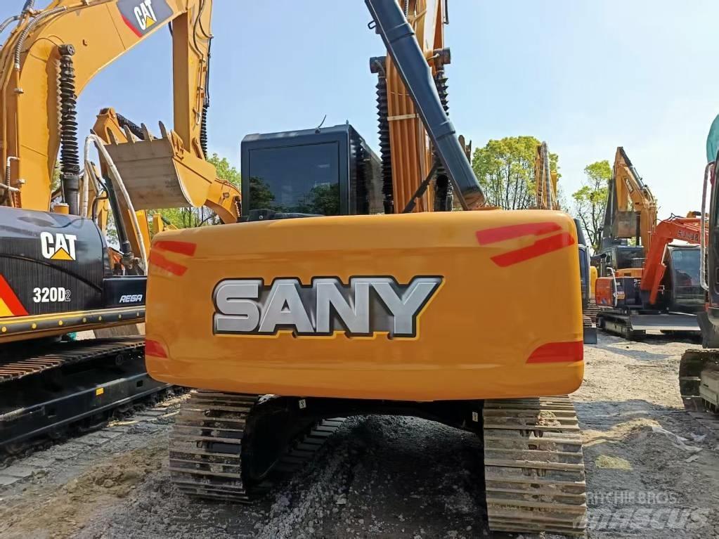 Sany SY135C Pelle sur chenilles