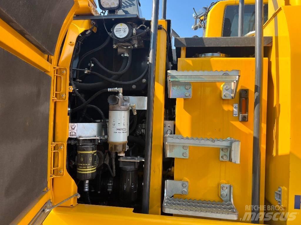Komatsu PW 148-10 Pelle sur pneus