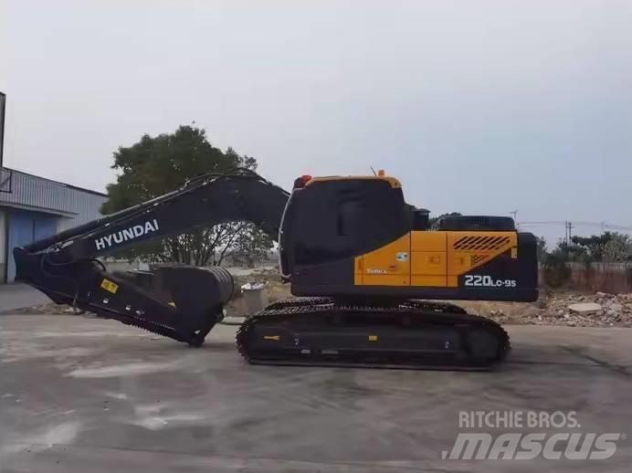 Hyundai 220LC-9S Pelle sur chenilles