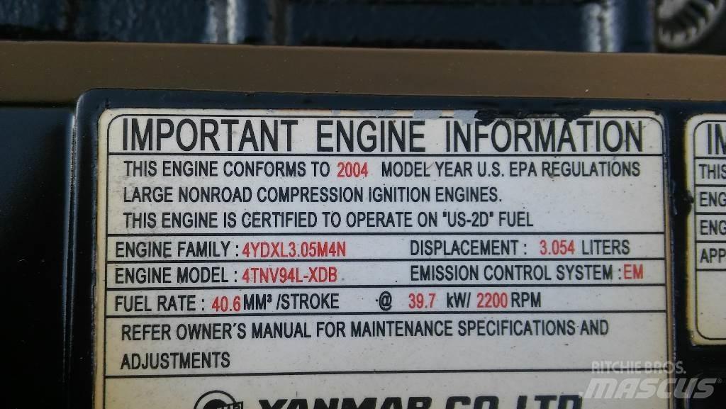 Yanmar 4TNV94L-XDB Mini pelle < 7t