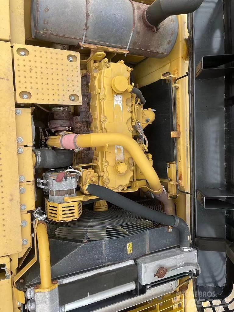 CAT 329 D Pelle sur chenilles