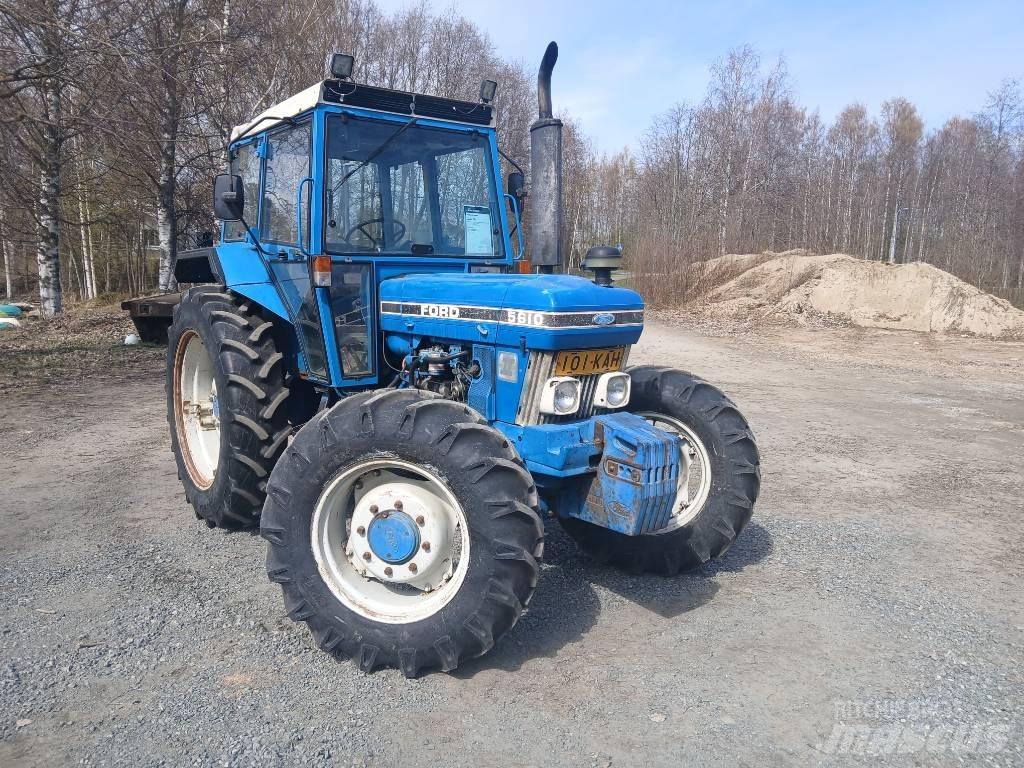 Ford 5610 Farmal Tracteur