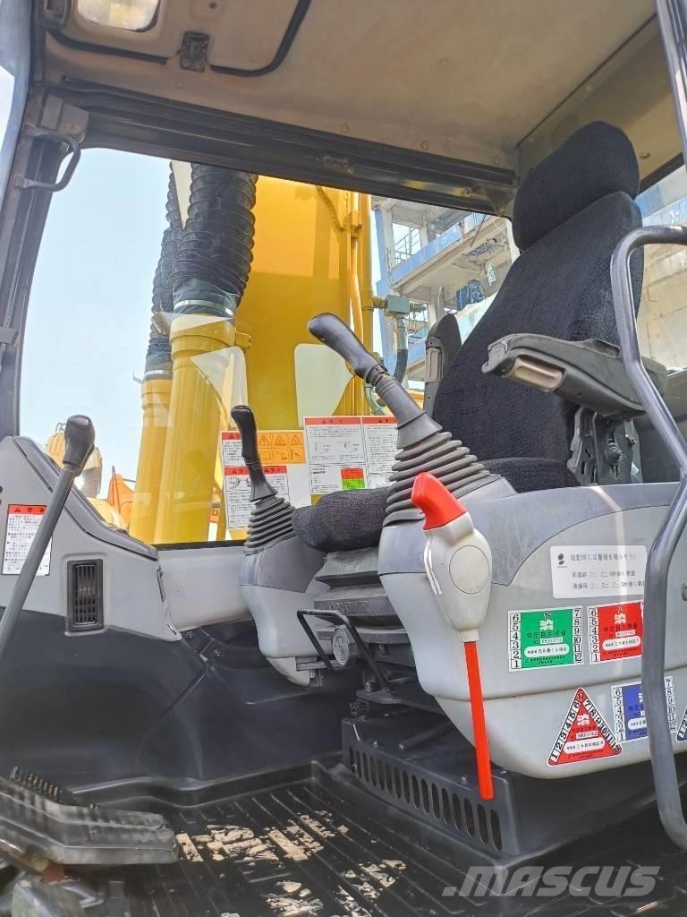 Komatsu PC130 Pelle sur chenilles