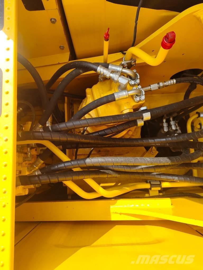 Komatsu PC 200 Pelle sur chenilles