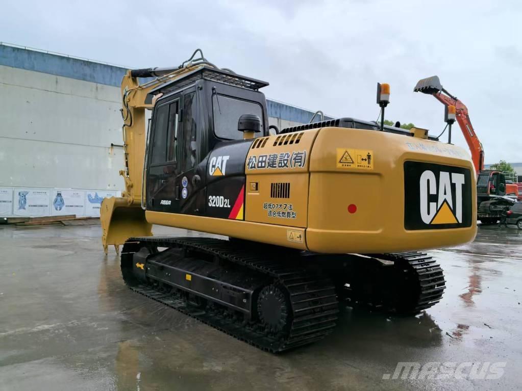 CAT 320 D L Pelle sur chenilles