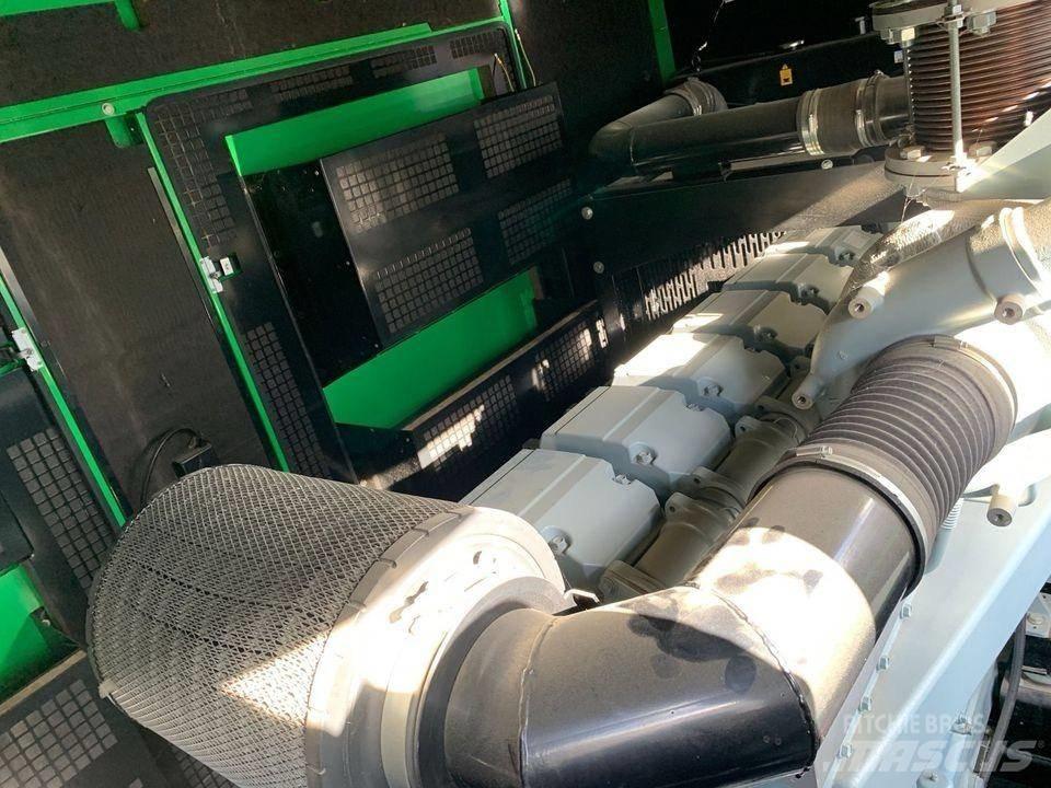 Mitsubishi 765 KVA Générateurs diesel