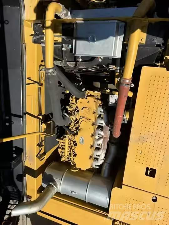 CAT 320 D L Pelle sur chenilles