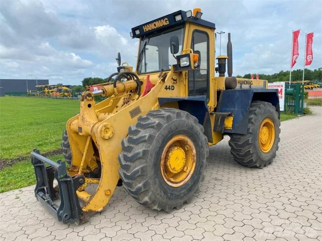 Hanomag 44D Chargeuse sur pneus