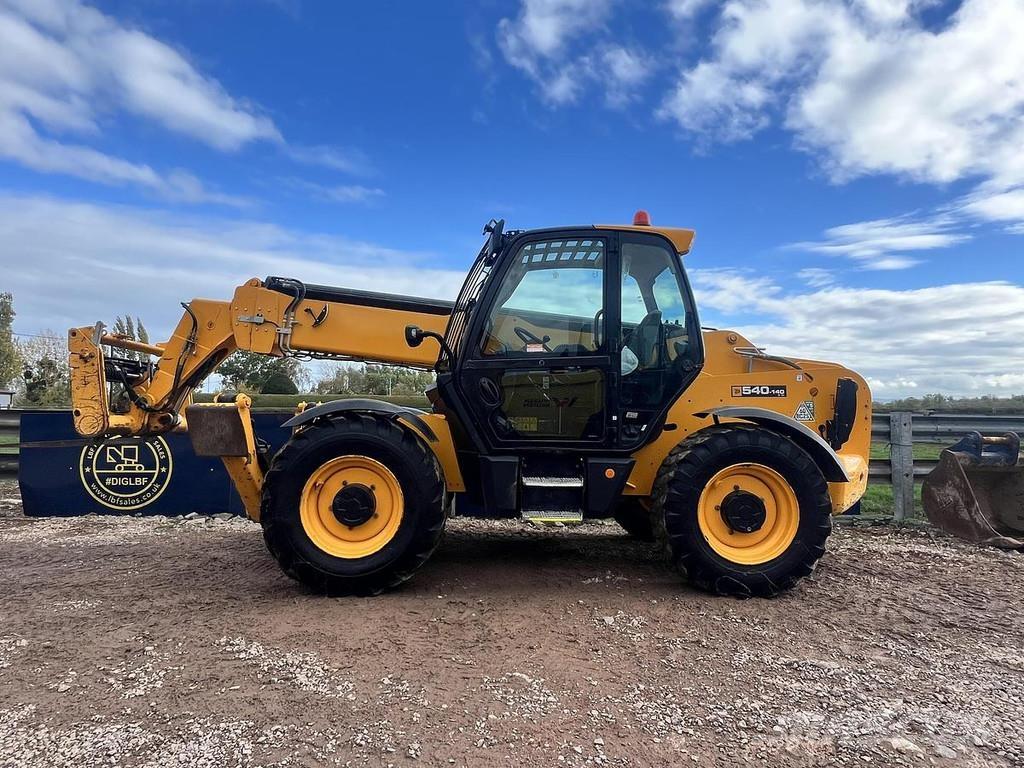 JCB 540-140 Chariot télescopique