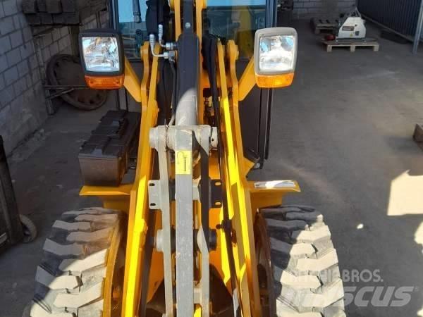 Schäffer 2428 SLT Chargeuse compacte