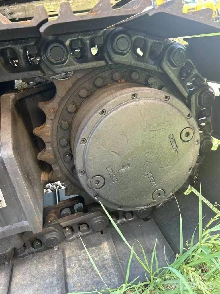 Volvo 140 Pelle sur chenilles