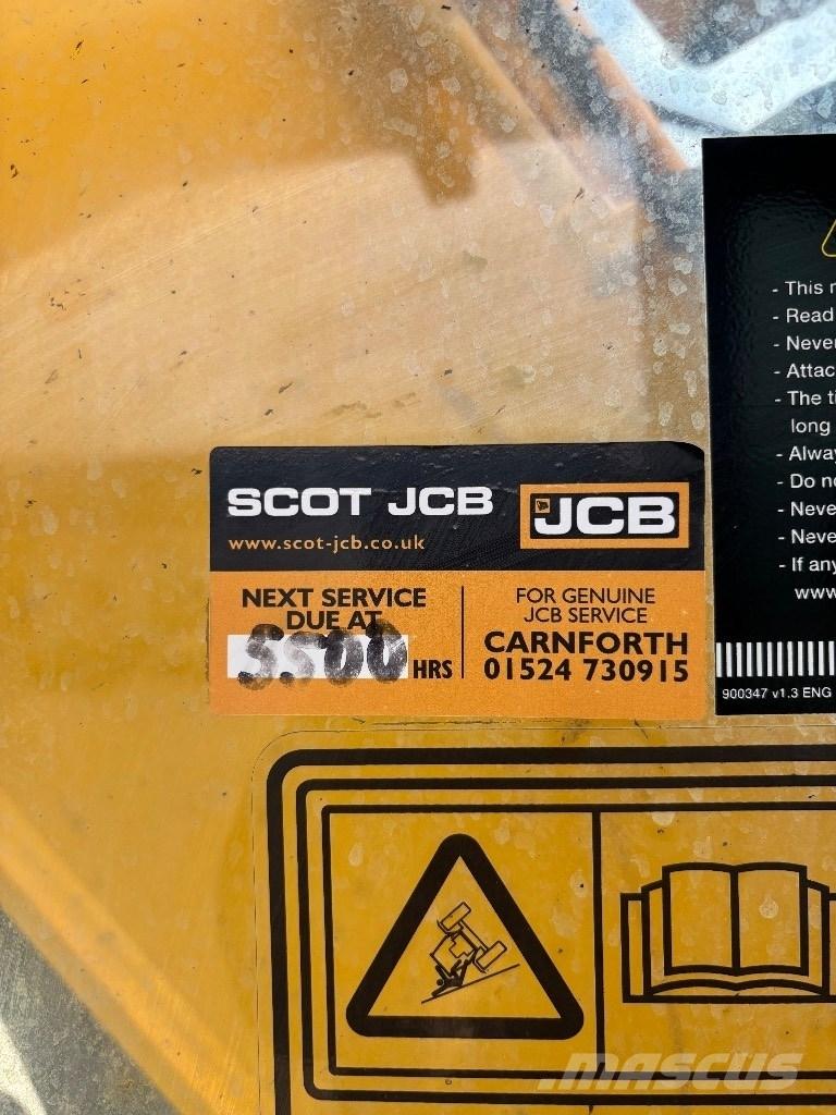 JCB JS 220 LC Pelle sur chenilles