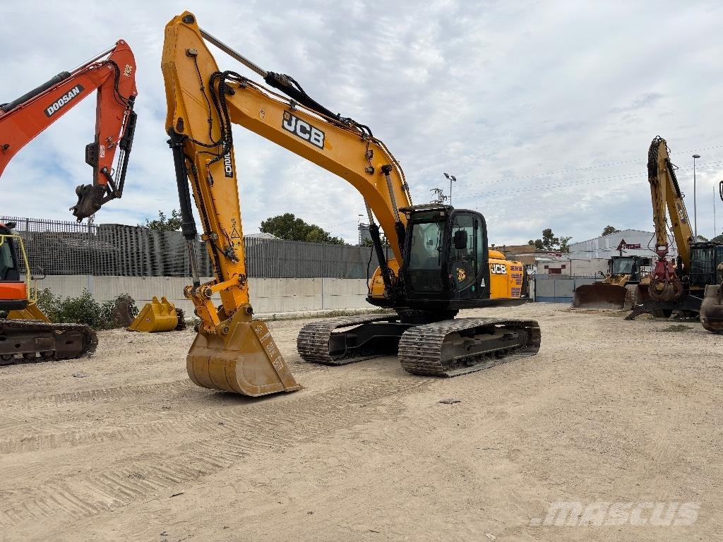 JCB JS 220 LC Pelle sur chenilles