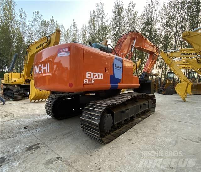 Hitachi EX 200-3 Pelle sur chenilles