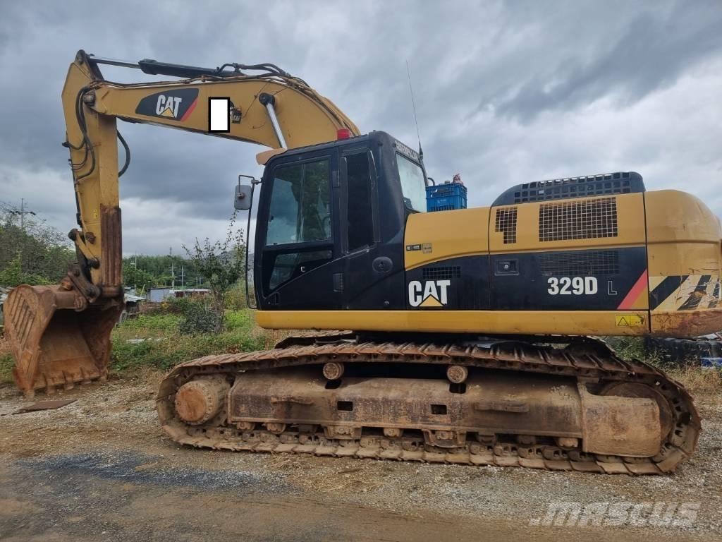 CAT 329 D L Pelle sur chenilles