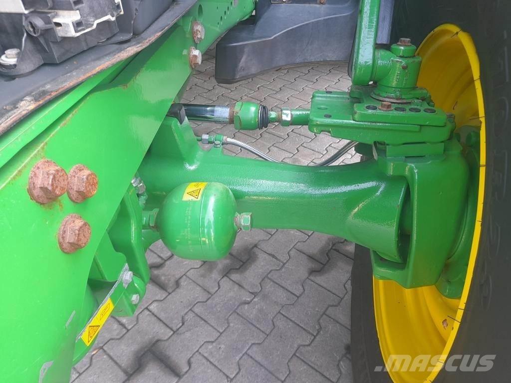John Deere 6215 R Tracteur