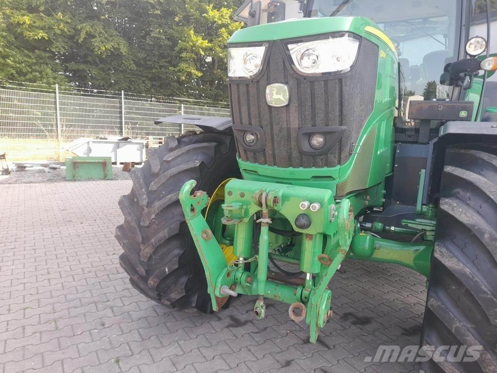 John Deere 6215 R Tracteur