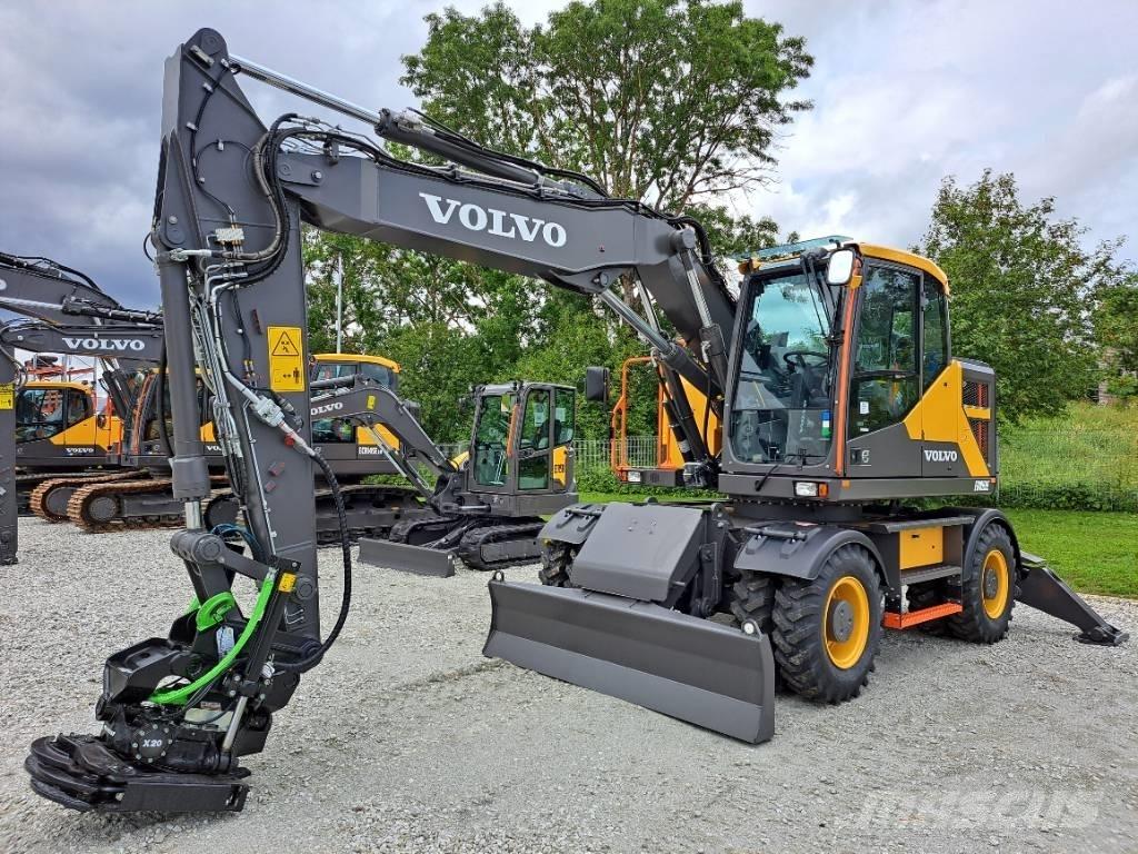Volvo EWR 150 E Pelle sur pneus