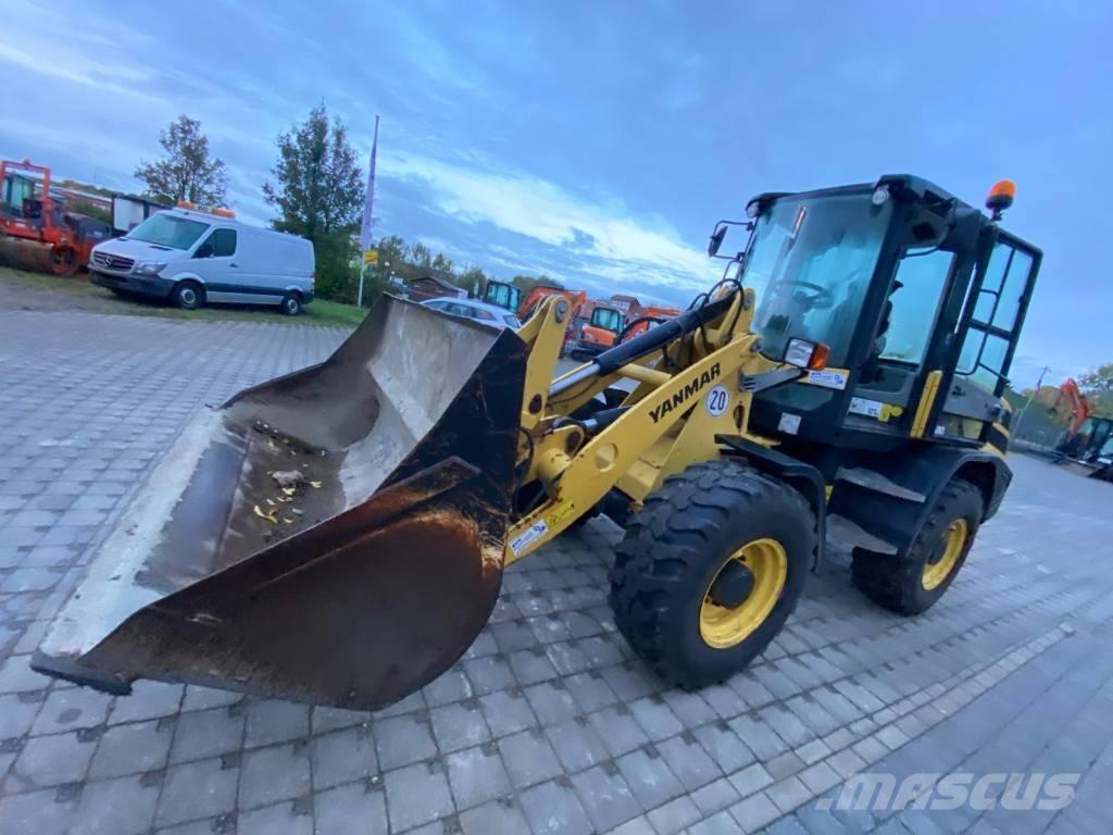 Yanmar V 100 Chargeuse sur pneus