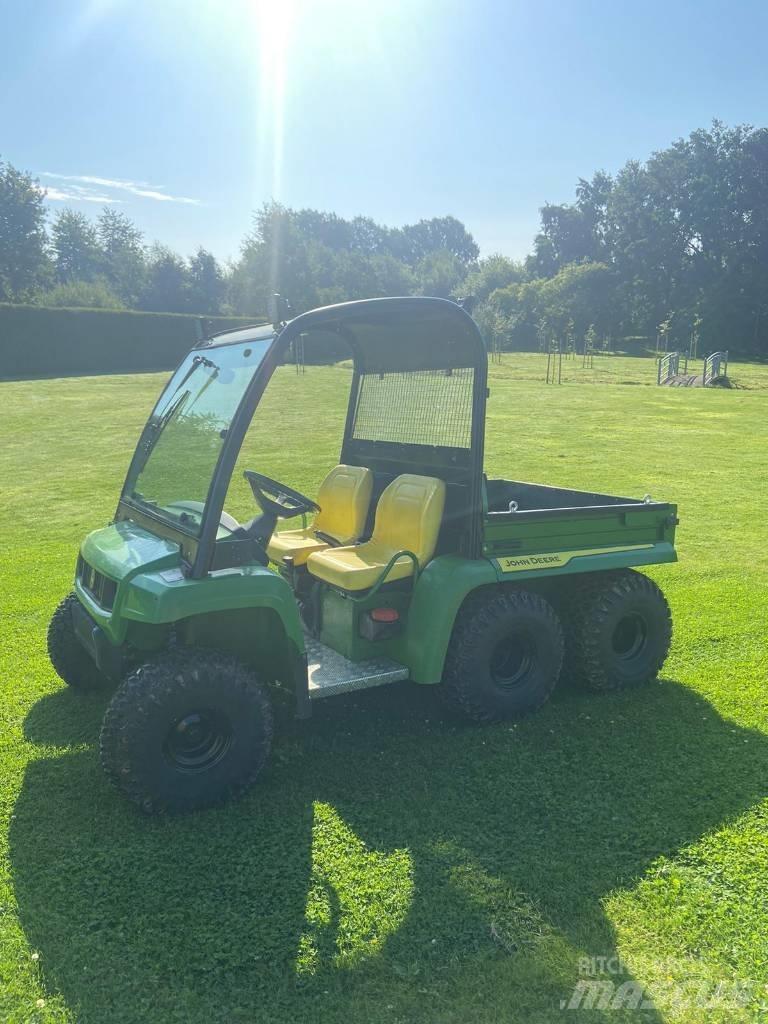 John Deere TH 6x4 Quad