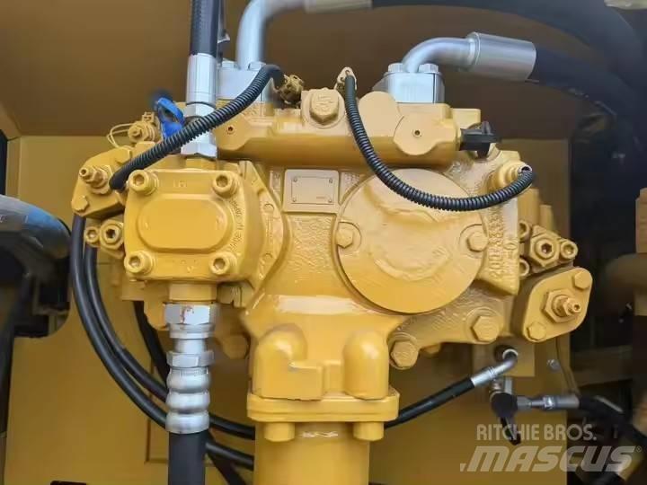 CAT CAT329D2L Mini pelle 7t-12t
