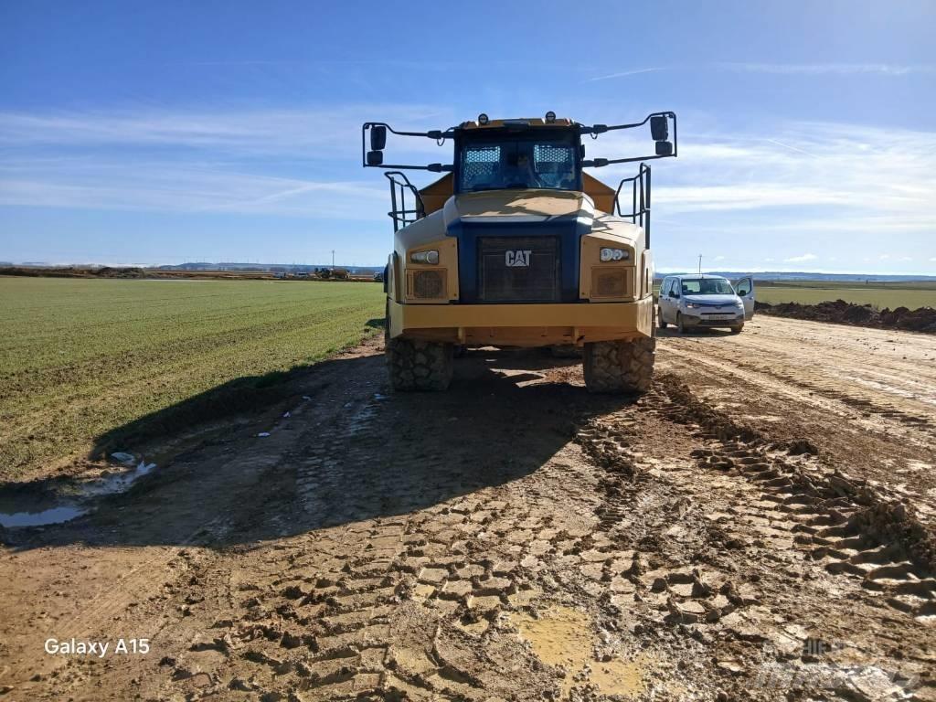 CAT 745 Tombereau articulé