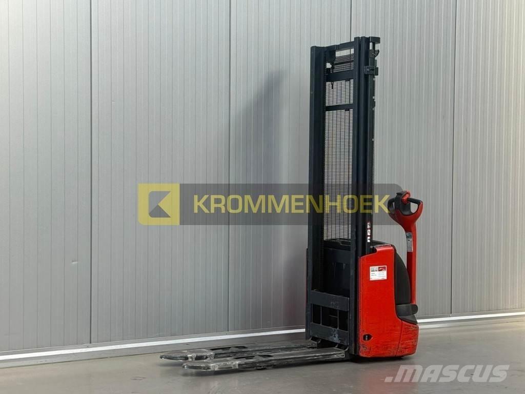 Linde L 10 Gerbeur accompagnant