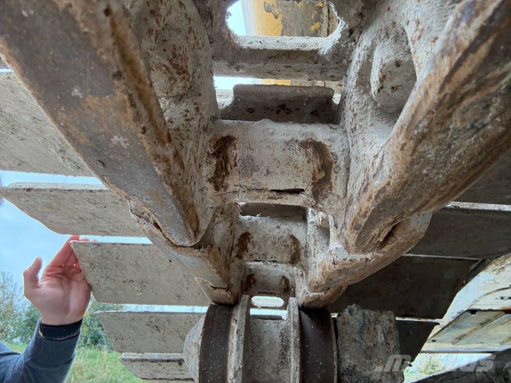 Komatsu PC 210 LC-8 Pelle sur chenilles