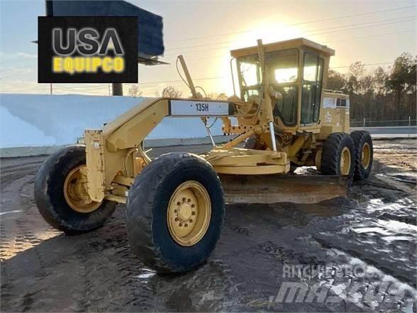 CAT 135H Niveleuse