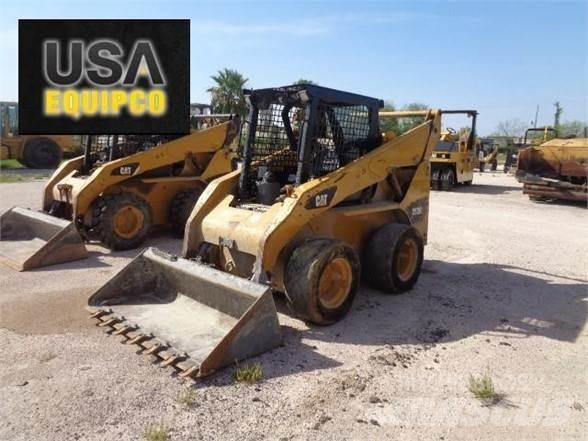 CAT 252B3 Chargeuse compacte