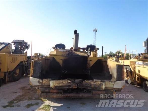 CAT AP-1055D Finisseur